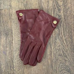 Calvin Klein driving gloves